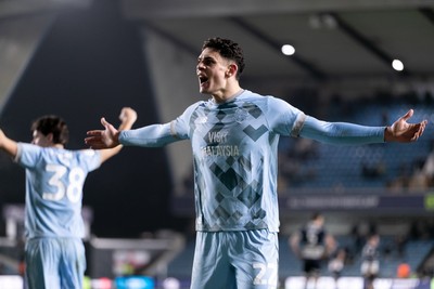 210125 - Millwall v Cardiff City - Sky Bet Championship - Yousef Salech of Cardiff City celebrates after scoring his side’s second goal to make it 2 - 2