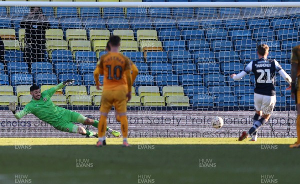 040120 - Millwall v Newport County - FA Cup Round 3 - Connor Mahoney of Millwall scores a goal from the penalty spot