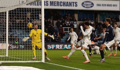 040126 - Millwall v Swansea City, EFL Sky Bet Championship - Ben Cabango of Swansea City scores goal