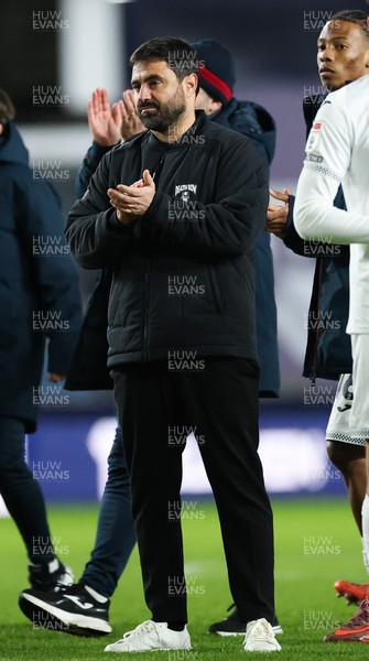 040126 - Millwall v Swansea City, EFL Sky Bet Championship - Swansea City head coach Vitor Matos at the end of the match