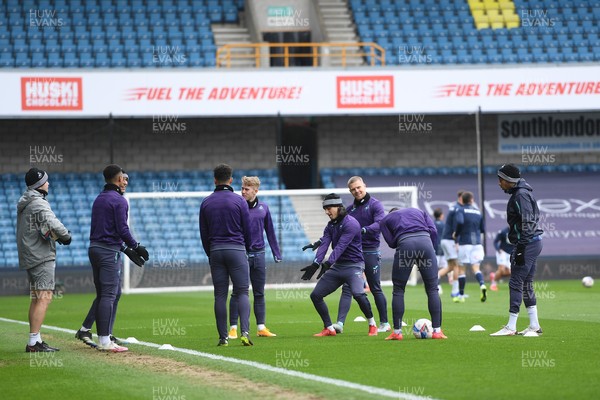100421 - Millwall v Swansea City - Sky Bet Championship - Swansea City players warming up