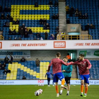 140323 - Millwall v Swansea City - Sky Bet Championship - Swansea City squad warms up