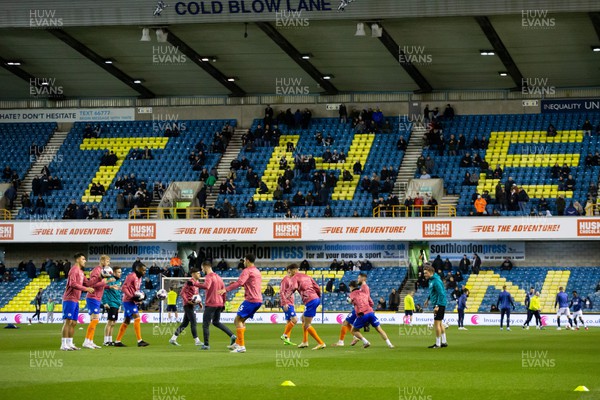 140323 - Millwall v Swansea City - Sky Bet Championship - Swansea City squad warms up