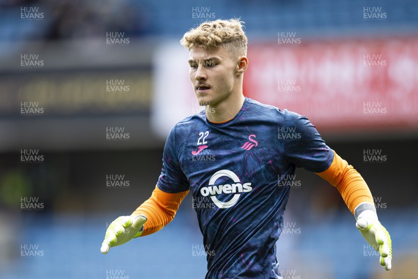 300923 - Millwall v Swansea City - Sky Bet Championship - Swansea City goalkeeper Carl Rushworth during the warm up