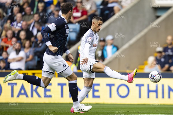 300923 - Millwall v Swansea City - Sky Bet Championship - Jerry Yates of Swansea City in action