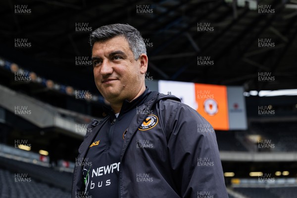 180425 - Milton Keynes Dons v Newport County - Sky Bet League 2 - Newport County manager Nelson Jardim