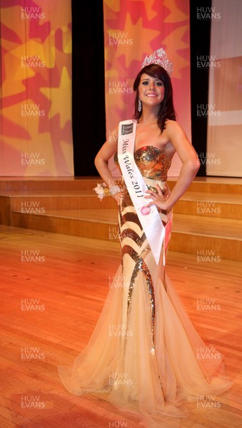 02.07.11 - Miss Wales 2011 Finals, St Davids Hall -  The newly crowned Miss Wales 2011, Sara Manchipp from Port Talbot 