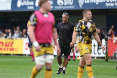 030526 - Montpellier Herault Rugby v Dragons RFC - EPCR Challenge Cup Semi Final - Dragons head coach Filo Tiatia during the warm up