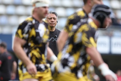 030526 - Montpellier Herault Rugby v Dragons RFC - EPCR Challenge Cup Semi Final - Dragons head coach Filo Tiatia during the warm up