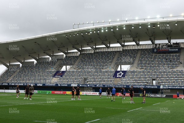 030526 - Montpellier Herault Rugby v Dragons RFC - EPCR Challenge Cup Semi Final - Dragons team arrive at the stadium