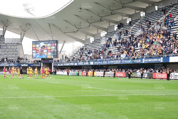 030526 - Montpellier Herault Rugby v Dragons RFC - EPCR Challenge Cup Semi Final - Dragons applaud the travelling fans after the match 