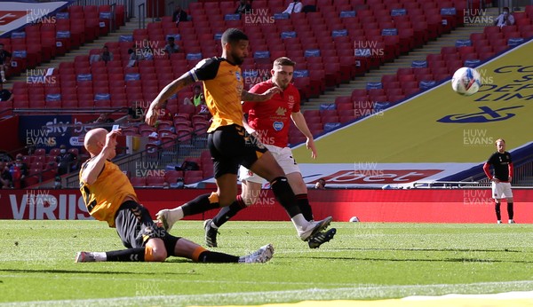310521 - Morecambe v Newport County, SkyBet League 2 Play Off Final - Kevin Ellison of Newport County misses a shot at goal
