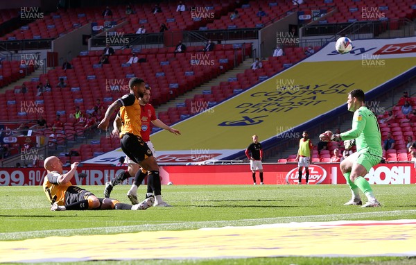 310521 - Morecambe v Newport County, SkyBet League 2 Play Off Final - Kevin Ellison of Newport County misses a shot at goal