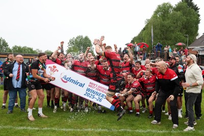 020526 - Morriston v Aberavon Quins - Admiral National League 2 West Central - Morriston celebrate with the trophy