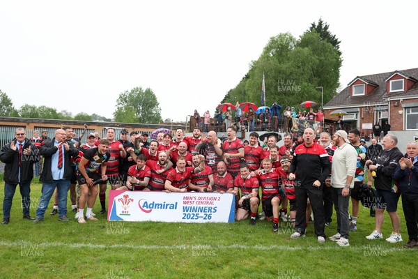 020526 - Morriston v Aberavon Quins - Admiral National League 2 West Central - Morriston celebrate with the trophy