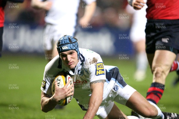 020307  Munster v Cardiff Blues - Blues Tom James scores try 