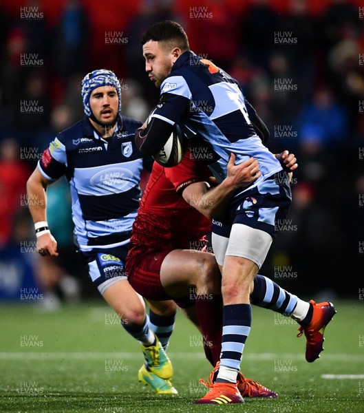050419 - Munster v Cardiff Blues - Guinness PRO14 -  Aled Summerhill of Cardiff Blues is tackled by Tyler Bleyendaal of Munster 