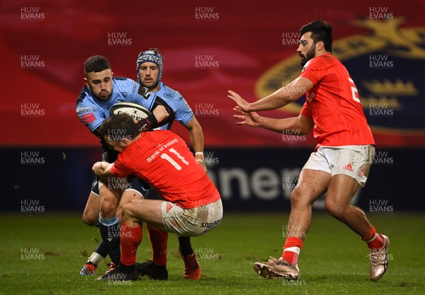 261020 - Munster v Cardiff Blues - Guinness PRO14 - Aled Summerhill of Cardiff Blues is tackled by Darren Sweetnam of Munster