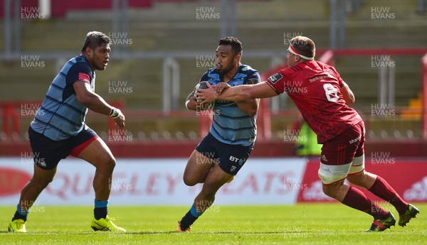 300917 Munster v Cardiff Blues - Willis Halaholo of Cardiff Blues is tackled by CJ Stander of Munster