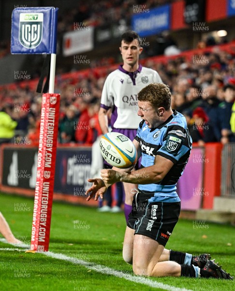 041025 - Munster v Cardiff Rugby, United Rugby Championship - Tom Bowen of Cardiff Rugby celebrates after scoring his side's second try