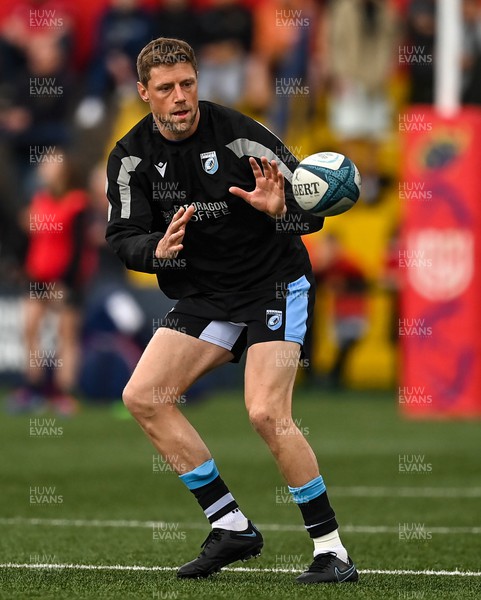 290422 - Munster v Cardiff Rugby - United Rugby Championship - Rhys Priestland of Cardiff during the warm up