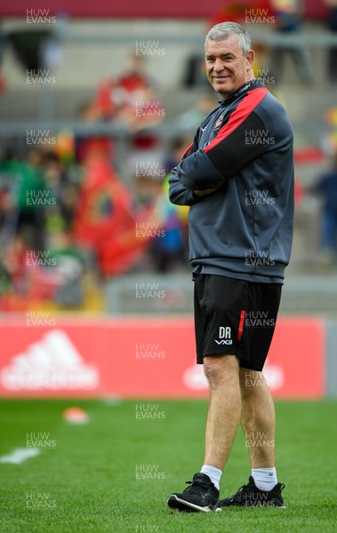 280919 -  Munster and Dragons - Guinness PRO14 -  Dragons head coach Dean Ryan
