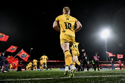 230126 - Munster v Dragons RFC - United Rugby Championship - Tinus de Beer of Dragons before the match