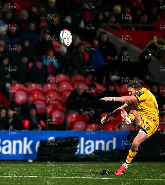 230126 - Munster v Dragons RFC - United Rugby Championship - Angus O'Brien of Dragons kicks a conversion