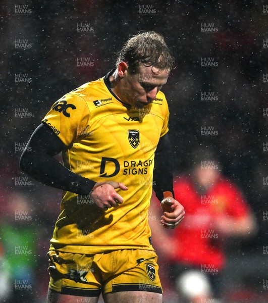 230126 - Munster v Dragons RFC - United Rugby Championship - Dai Richards of Dragons