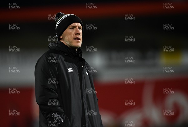 021217 - Munster v Ospreys - Guinness PRO14 -   Ospreys head coach Steve Tandy prior to the match 