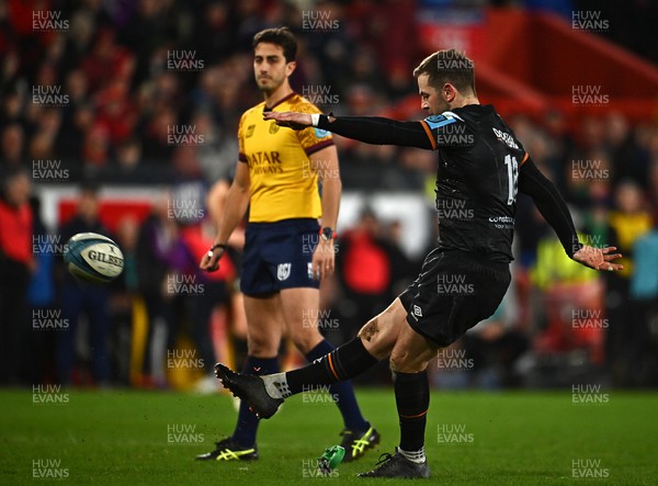 170223 - Munster v Ospreys - United Rugby Championship - Stephen Myler of Ospreys kicks a penalty