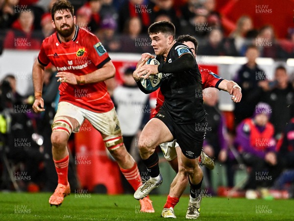 170223 - Munster v Ospreys - United Rugby Championship - Reuben Morgan-Williams of Ospreys is tackled by Paddy Patterson of Munster