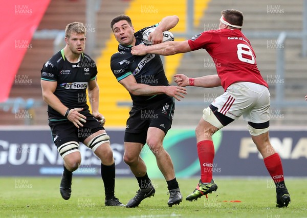 200517 - Munster v Ospreys - Guinness PRO12 Semi Final - Kieron Fonotia of Ospreys is tackled by CJ Stander of Munster