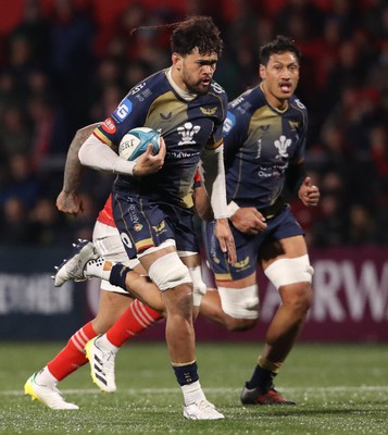 030323 - Munster v Scarlets - United Rugby Championship - Vaea Fifita of Scarlets on his way to scoring his side's second try