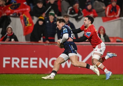 150225 - Munster v Scarlets - United Rugby Championship - Macs Page of Scarlets on his way to scoring a try which is disallowed