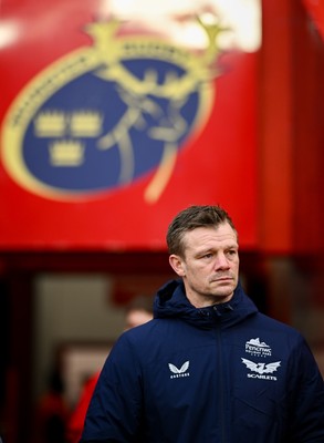 150225 - Munster v Scarlets - United Rugby Championship - Scarlets head coach Dwayne Peel before the match