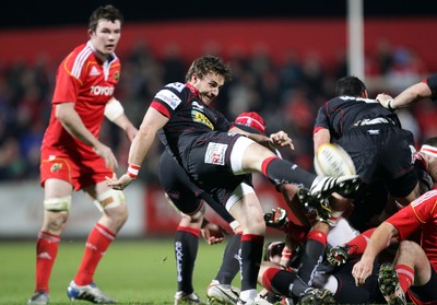 21.11.10 - Munster v Scarlets, Magners League Scarlets' Martin Roberts clears the danger 