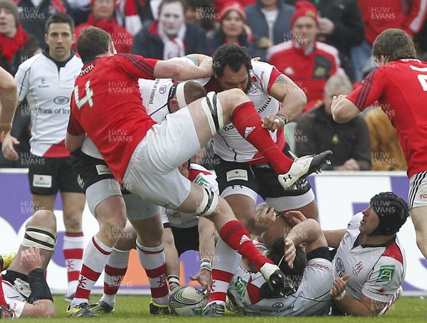 080412 Munster v Ulster - Heineken Cup - Donnacha Ryan of Munster tries to prevent Ruan Pienaar of Ulster getting the ball away 