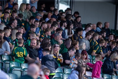 100525 - Nant Conwy v Bethesda - North Wales Division 1 Cup Final - Fans in attendance