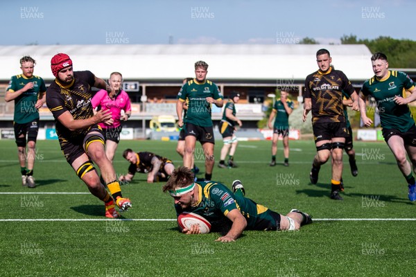 100525 - Nant Conwy v Bethesda - North Wales Division 1 Cup Final - Siencyn Metcalfe of Nant Conwy scores the first try