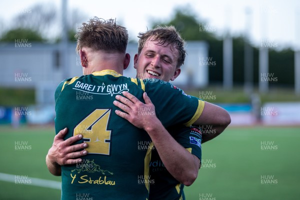 100525 - Nant Conwy v Bethesda - North Wales Division 1 Cup Final - Nant Conwy players celebrate at full time