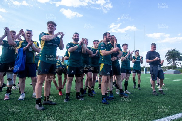 100525 - Nant Conwy v Bethesda - North Wales Division 1 Cup Final - Nant Conwy players celebrate at full time