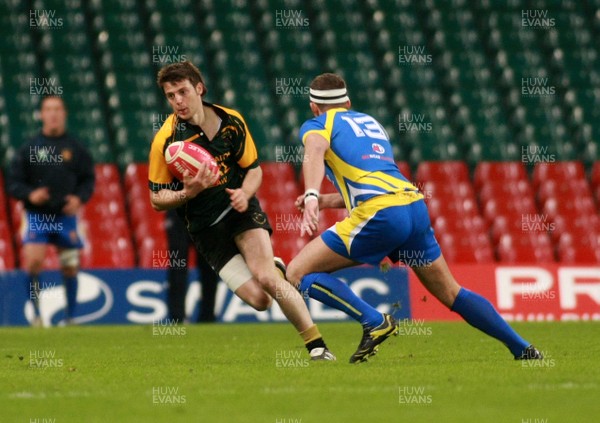 070512 Nant Conwy RFC v Penallta RFC - Swalec Plate Final -Nant Conwy's Carwyn ap Myrddin takes on Penallta's Andrew Jenkins 