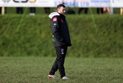 100126 - Narberth v Pontypridd RFC - WRU Premiership - Pontypridd Head Coach Kristian Parker