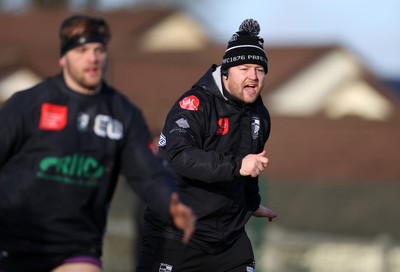100126 - Narberth v Pontypridd RFC - WRU Premiership - Pontypridd Head Coach Kristian Parker