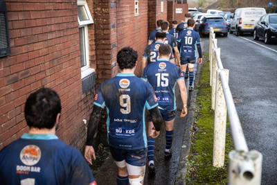 100126 - Narberth v Pontypridd RFC - WRU Premiership - Narberth walk towards the pitch