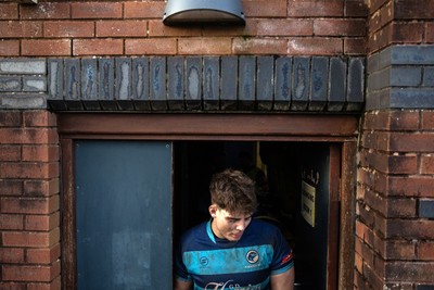 100126 - Narberth v Pontypridd RFC - WRU Premiership - Evan Sheldon of Narberth 