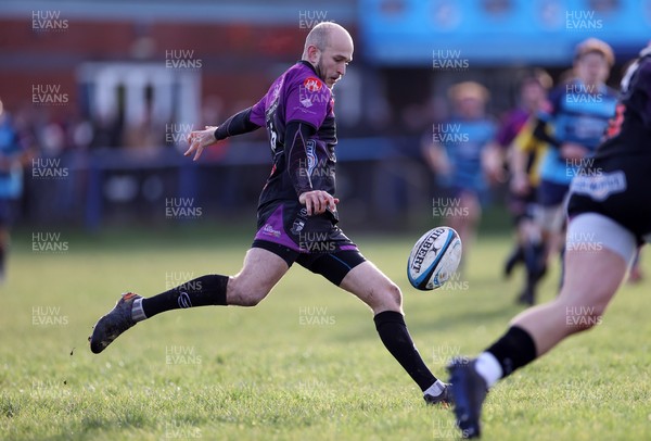 100126 - Narberth v Pontypridd RFC - WRU Premiership - Rhodri Smith of Pontypridd