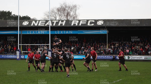 261223 - Neath RFC v Aberavon RFC, Indigo Group Welsh Premiership - Neath and Aberavon contest a line out during the Boxing Day derby