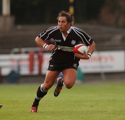 270903 - Neath-Swansea Ospreys v Munster - Celtic League - Gavin Henson